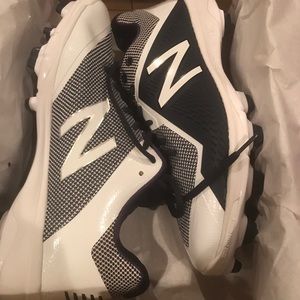 New Balance Baseball Cleat